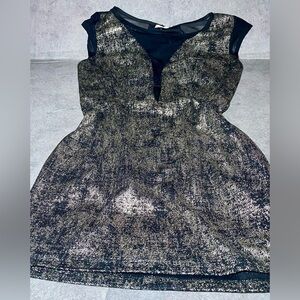 Sarah La Women’s Gold And Black Mesh‎ Cutout Stretch Dress, M